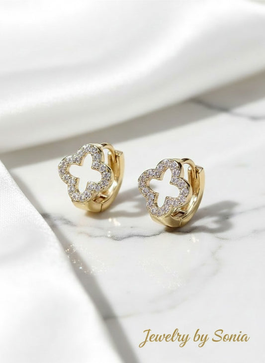 Boucles d’Oreilles Élégance Florale Brillante