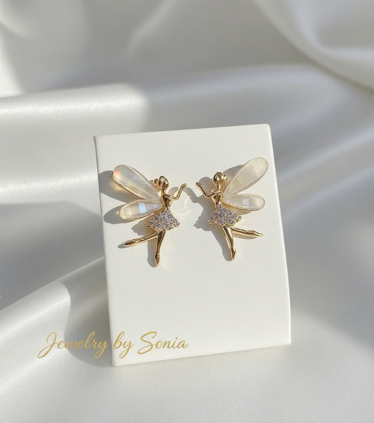 Boucles d’Oreilles Fée Dorée – Élégance Féérique en Acier Inoxydable