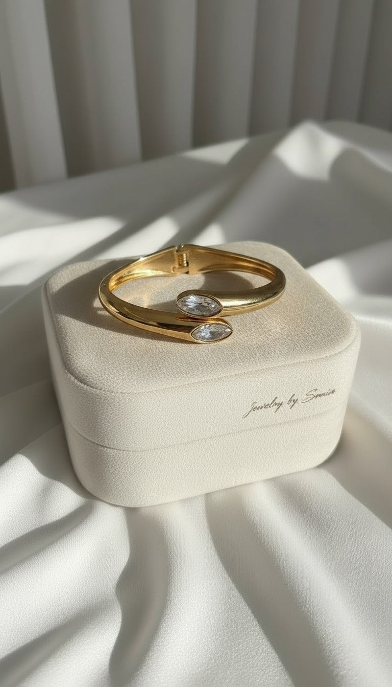 Bracelet double boucle raffiné doré